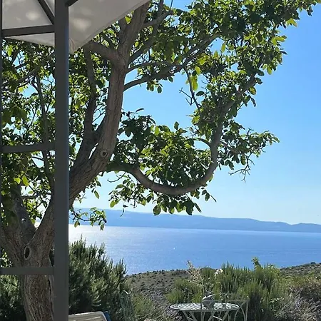 Penzion With A View Podgora
